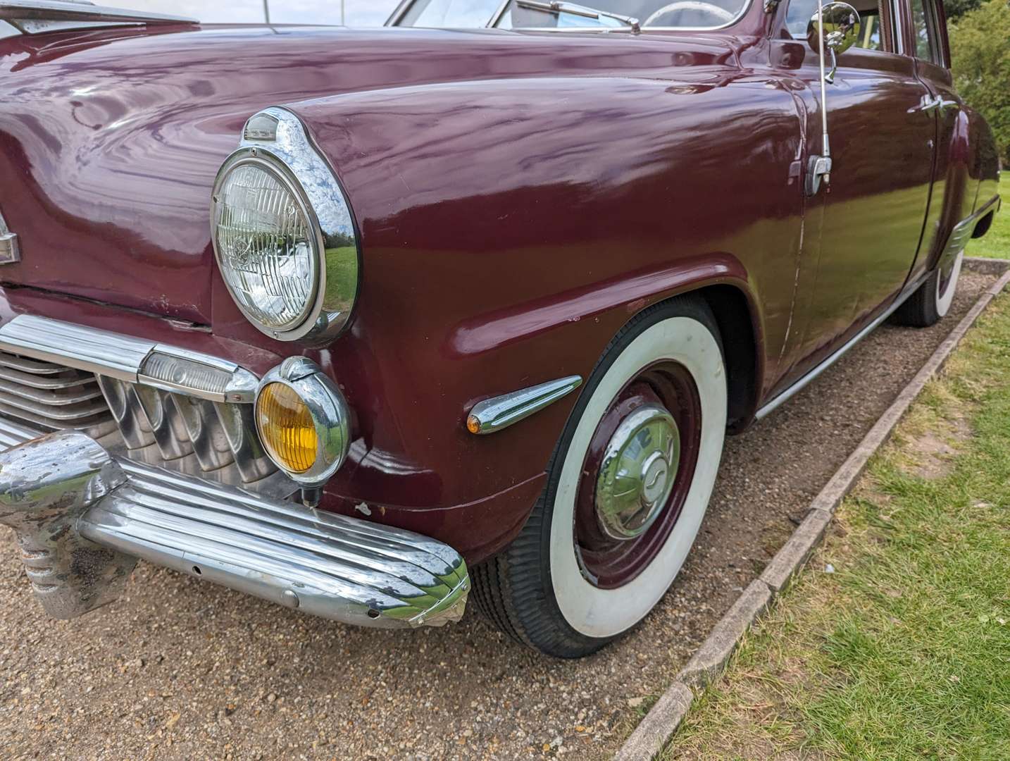 <p>1947 STUDEBAKER CHAMPION LHD</p>