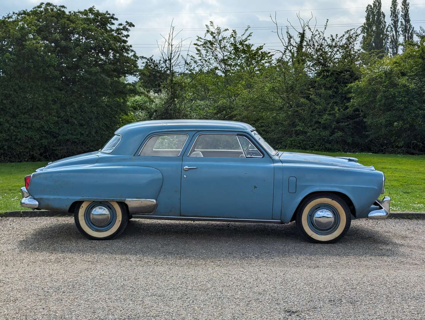 <p>1951 STUDEBAKER COMMANDER V8 LHD</p>