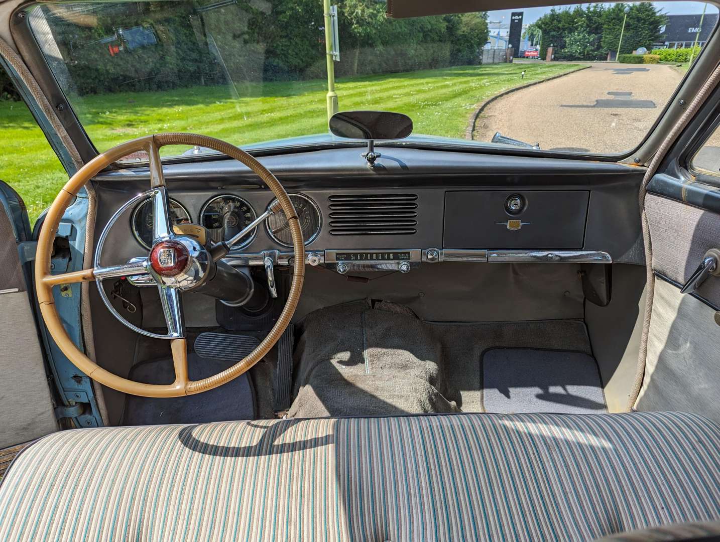 <p>1951 STUDEBAKER COMMANDER V8 LHD</p>