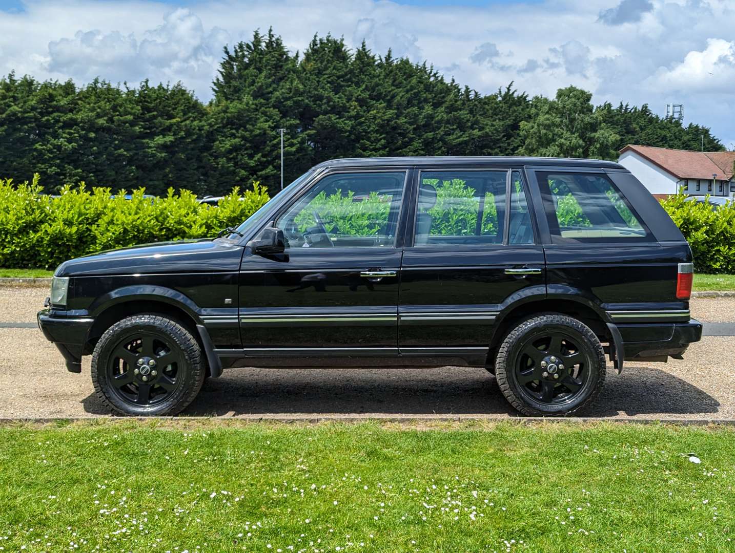 <p>2002 RANGE ROVER VOGUE 4.6SE AUTO</p>