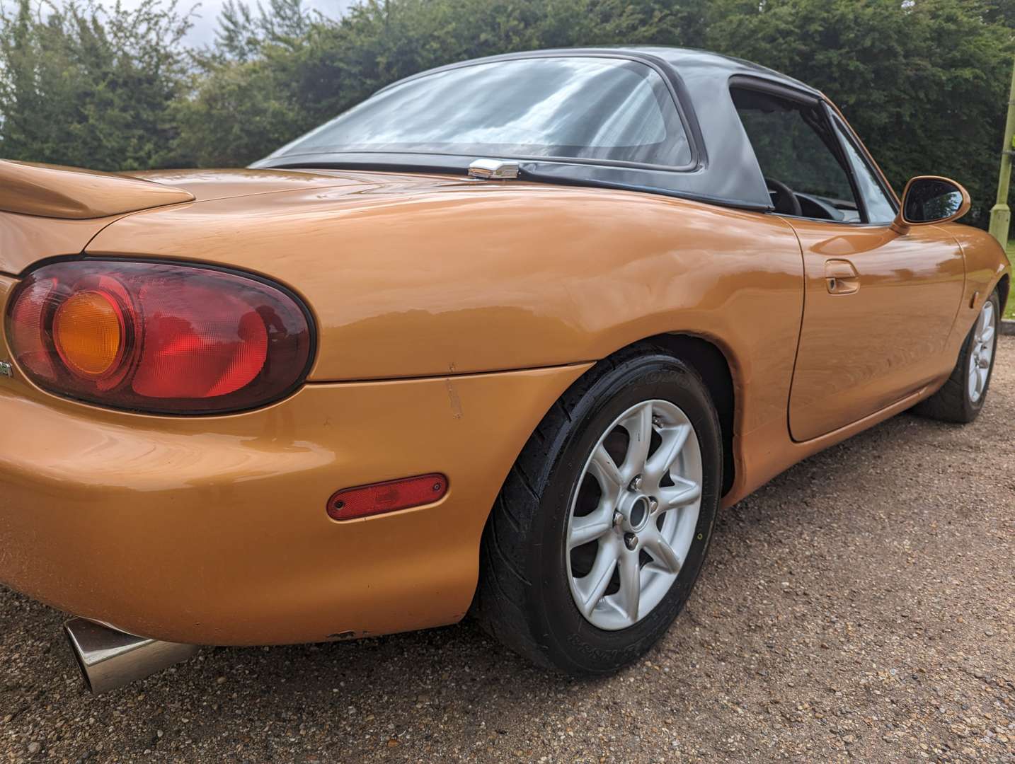 <p>1999 MAZDA MX-5</p>