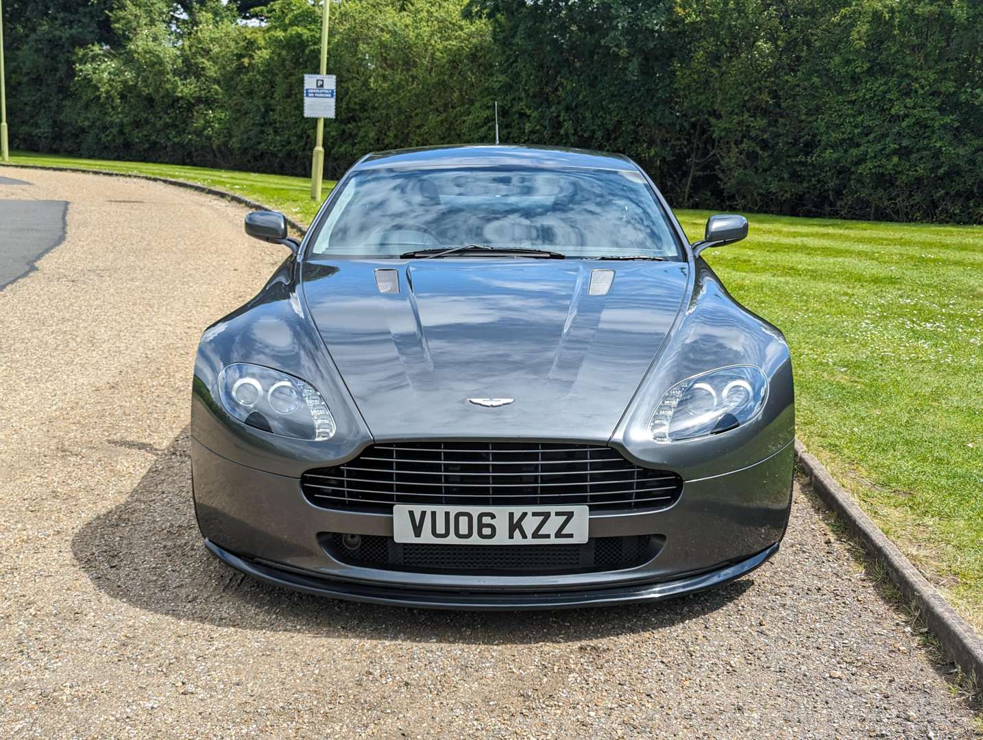 <p>2006 ASTON MARTIN VANTAGE V8</p>