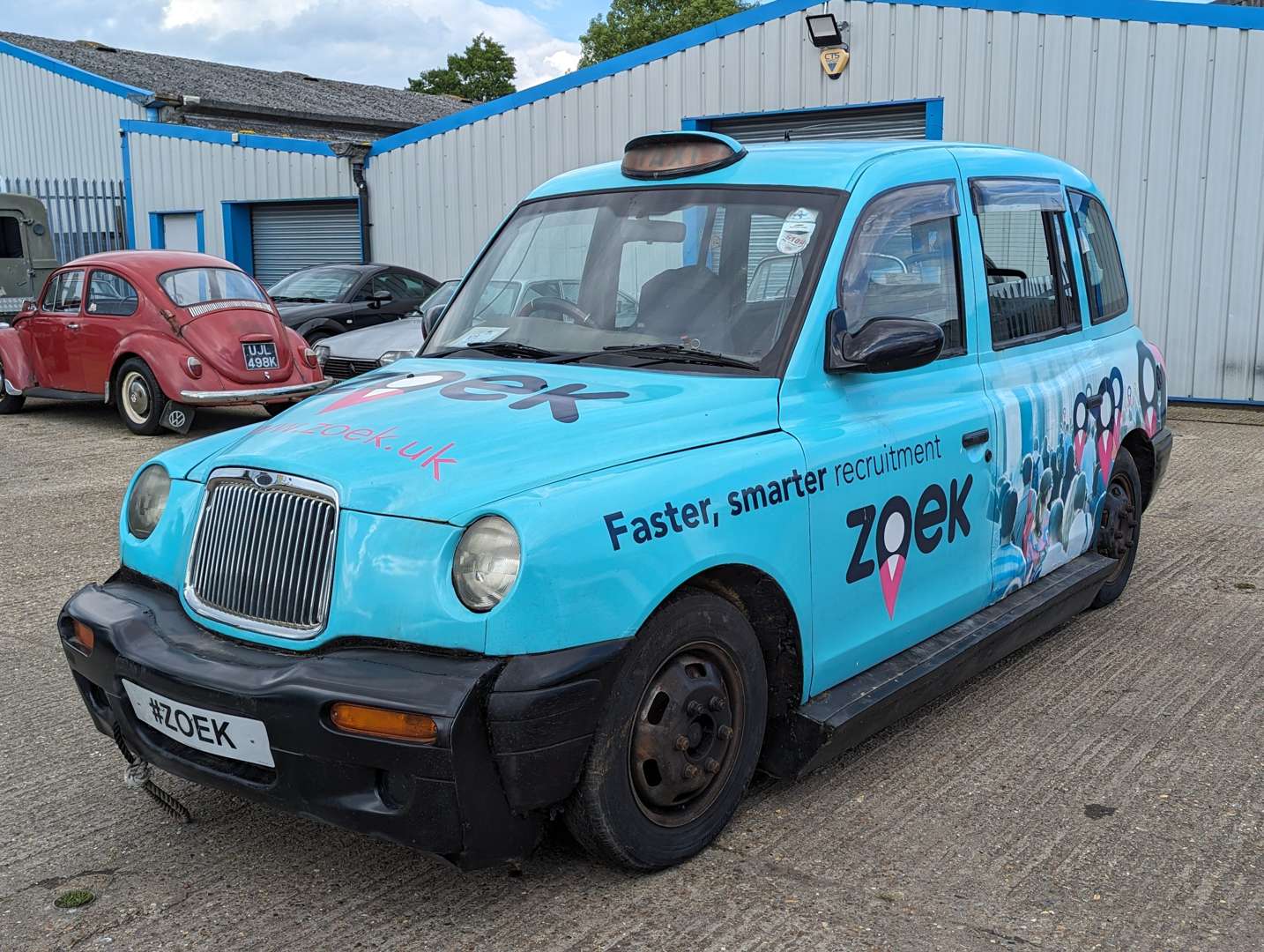 <p>2002 LONDON TAXIS INT TXII BRONZE AMPHIBIOUS&nbsp;</p>