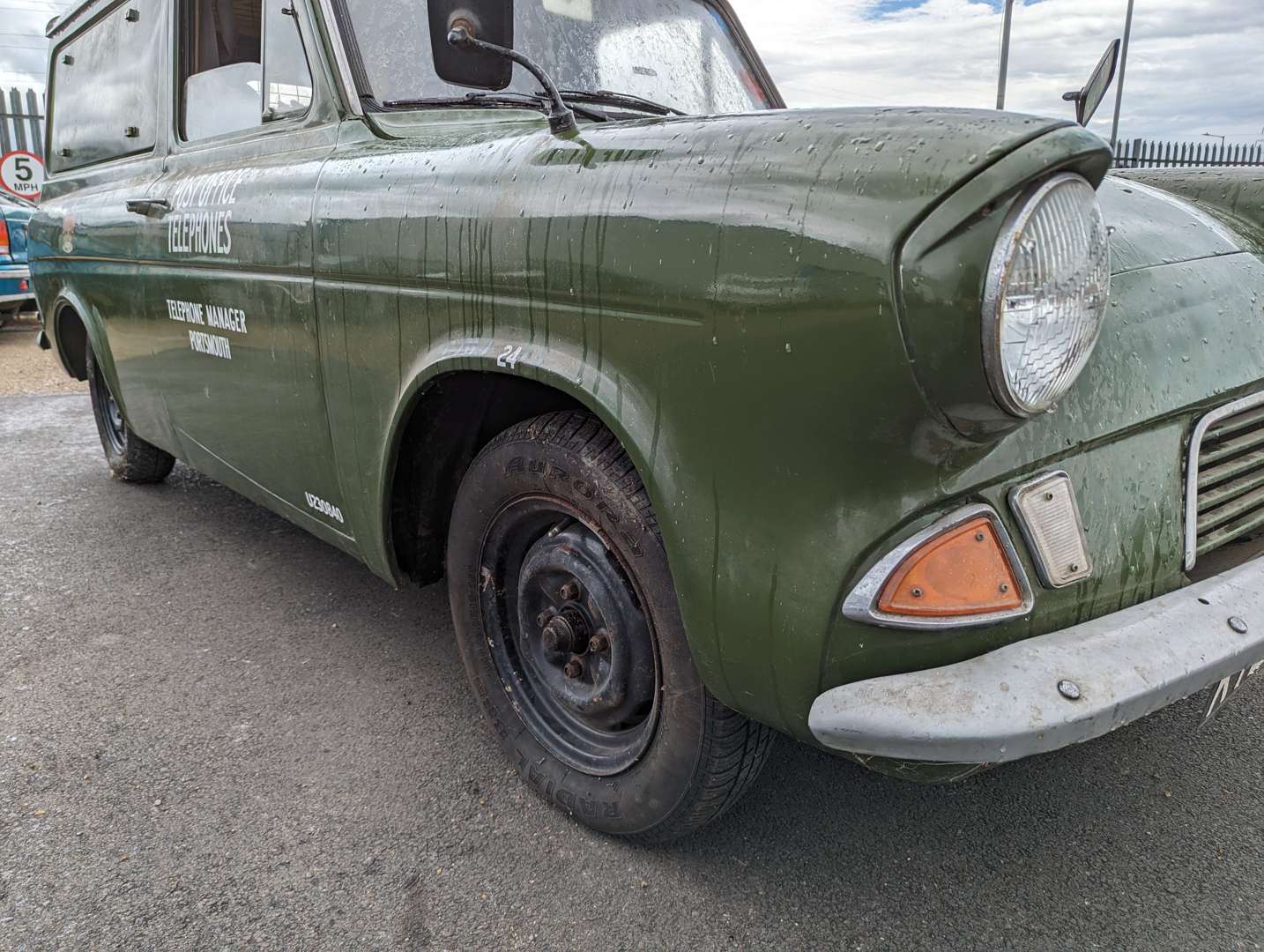 <p>1966 FORD ANGLIA VAN</p>