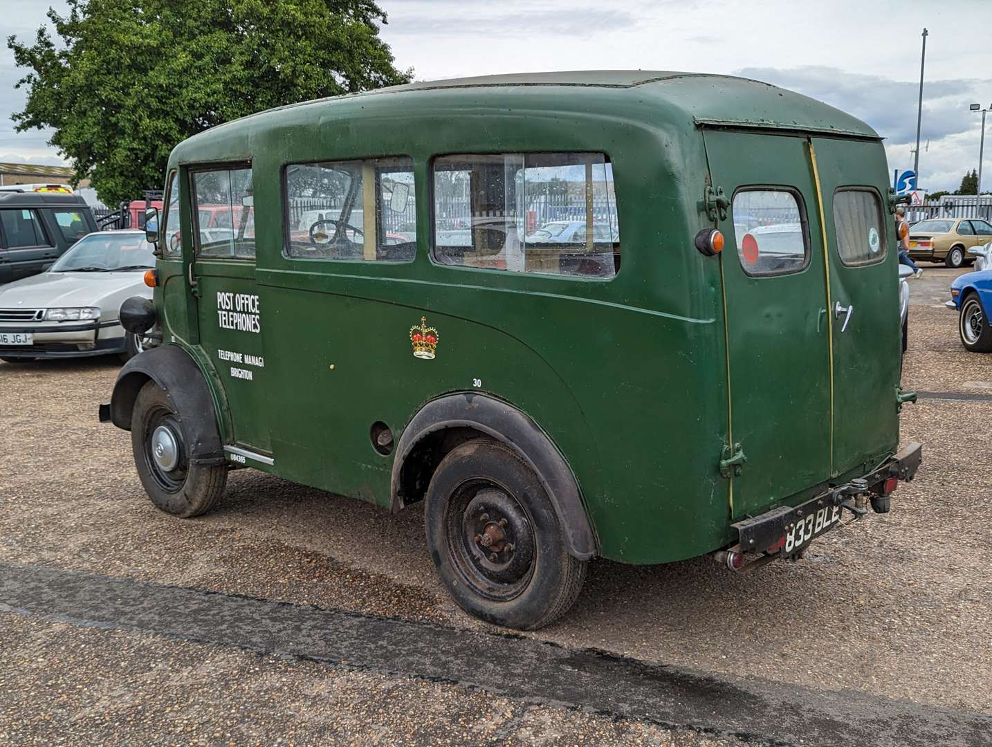 <p>1961 MORRIS JB VAN&nbsp;</p>