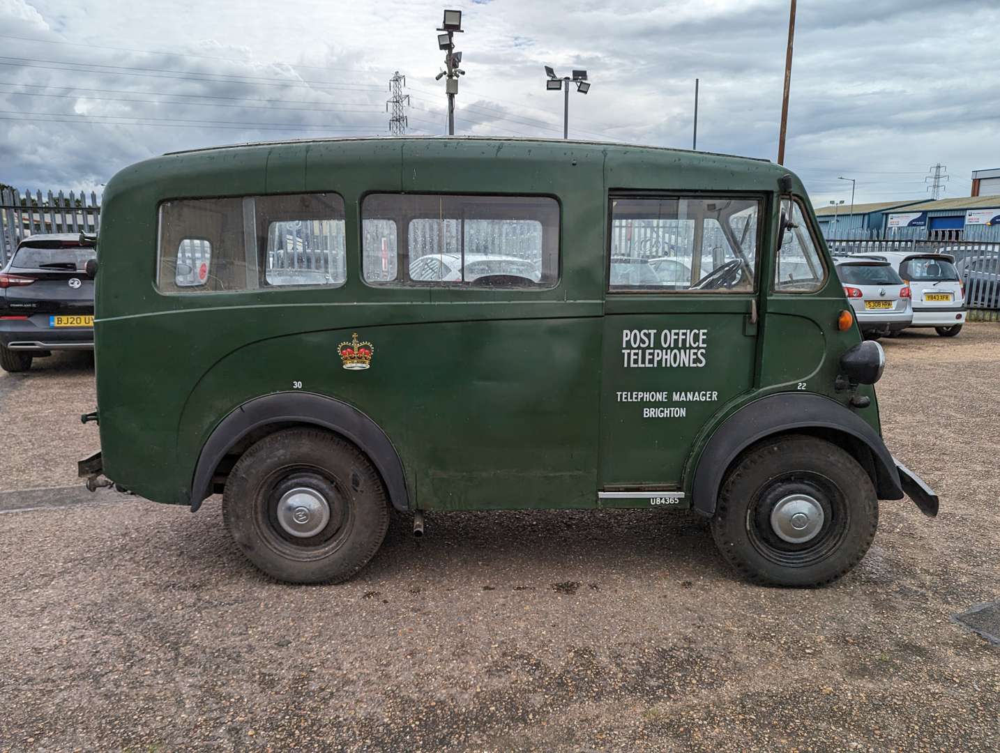 <p>1961 MORRIS JB VAN&nbsp;</p>