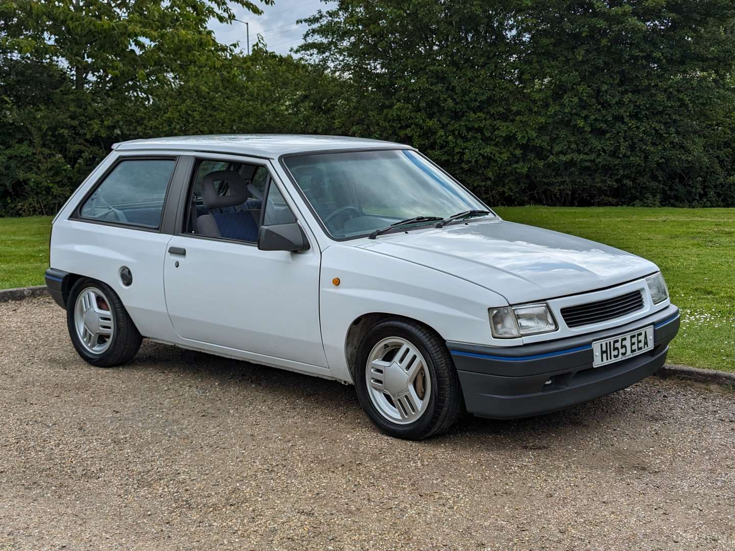 <p>1991 VAUXHALL NOVA SR</p>