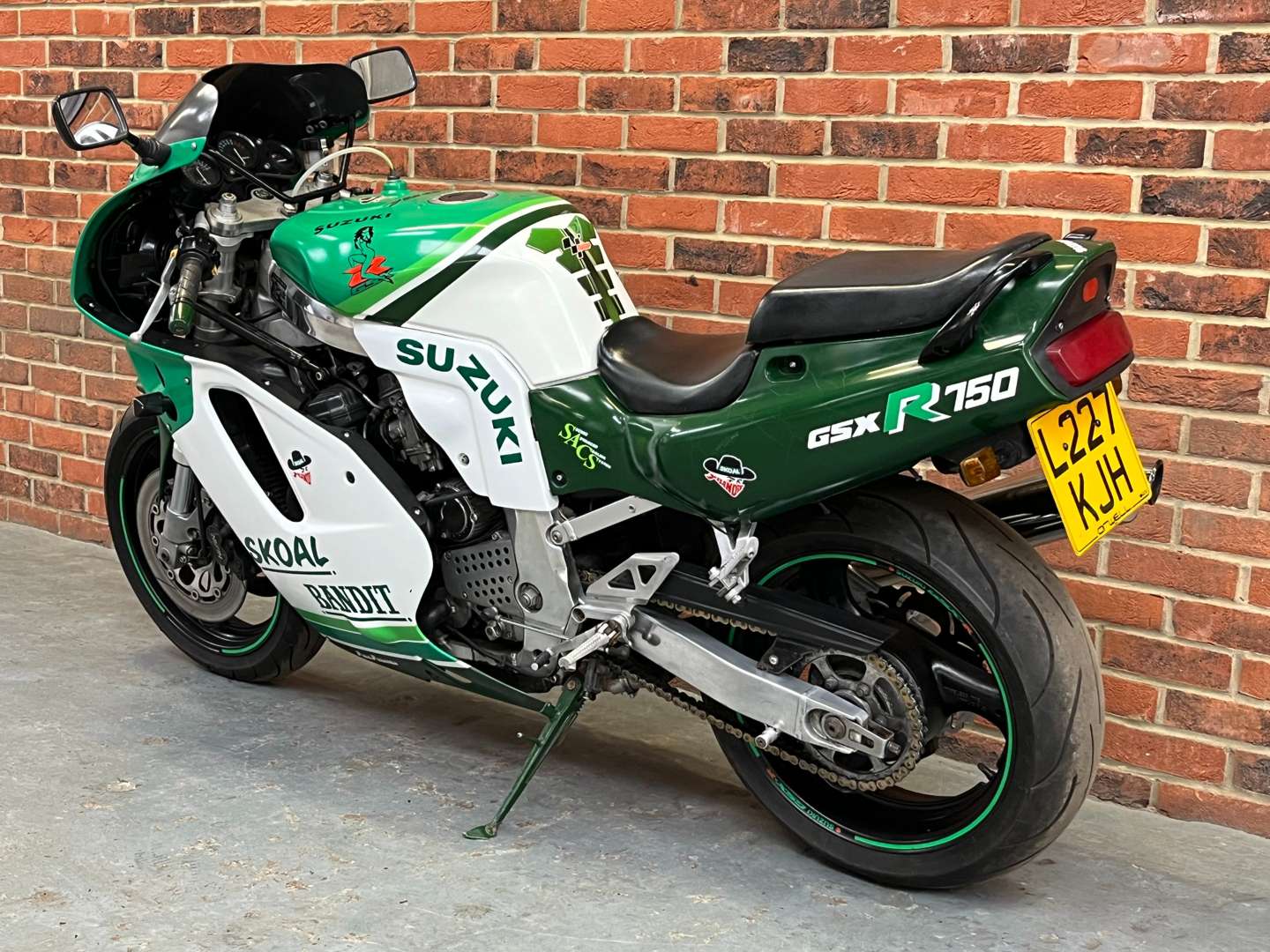 <p>1994 SUZUKI GSX-R 750 W</p>