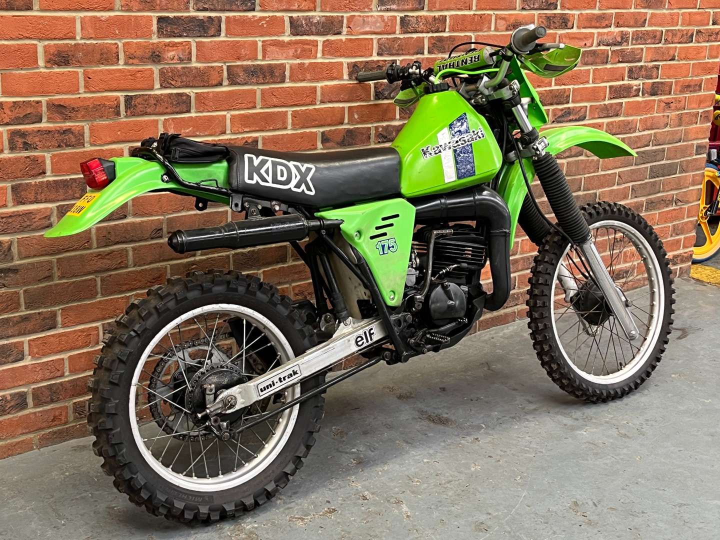 <p>1981 KAWASAKI KDX 175</p>