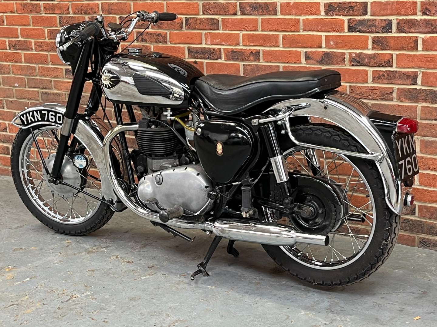 <p>1957 BSA A10 GOLDEN FLASH 650CC&nbsp;</p>