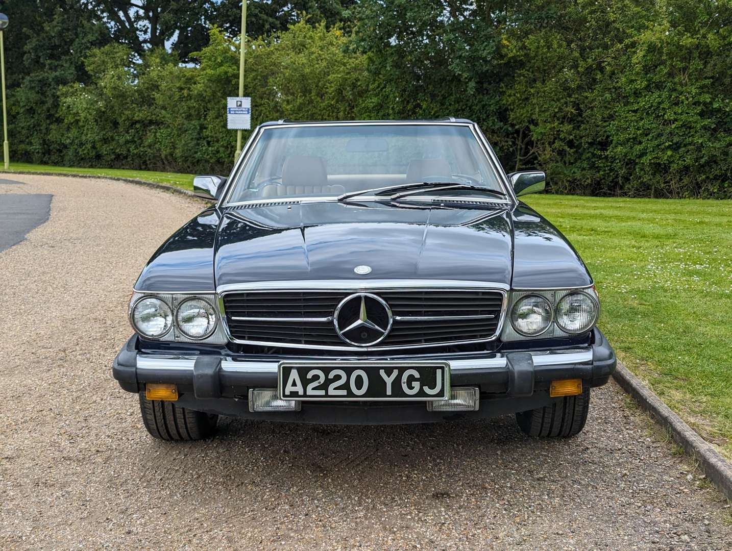 <p>1984 MERCEDES R107 380 SL LHD</p>