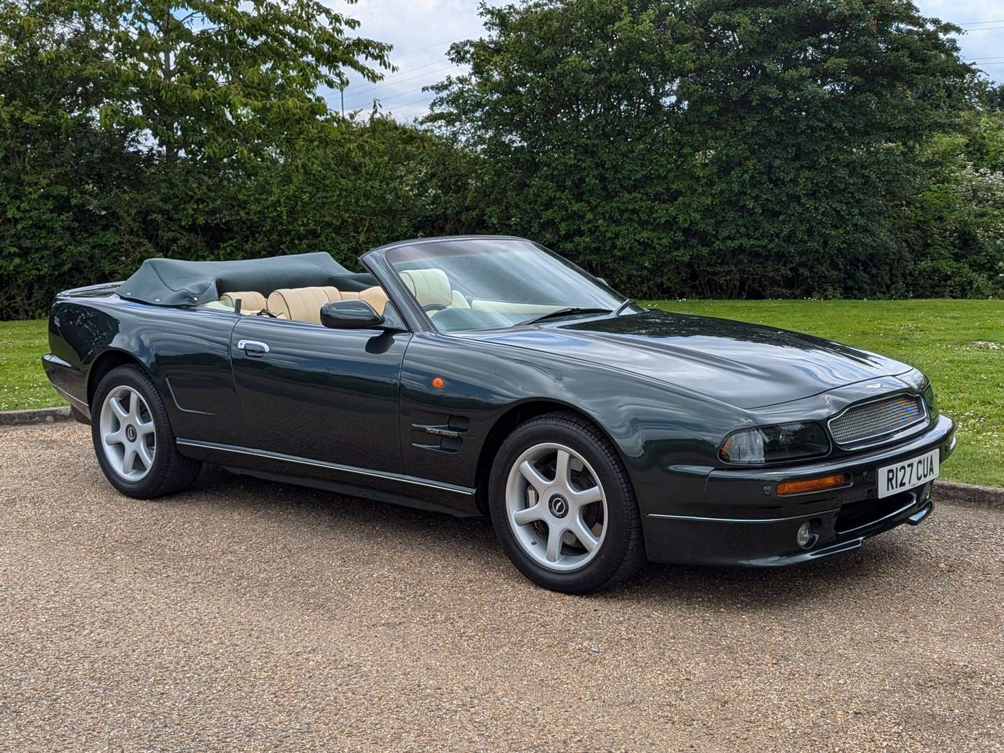 <p>1998 ASTON MARTIN V8 VOLANTE LWB</p>