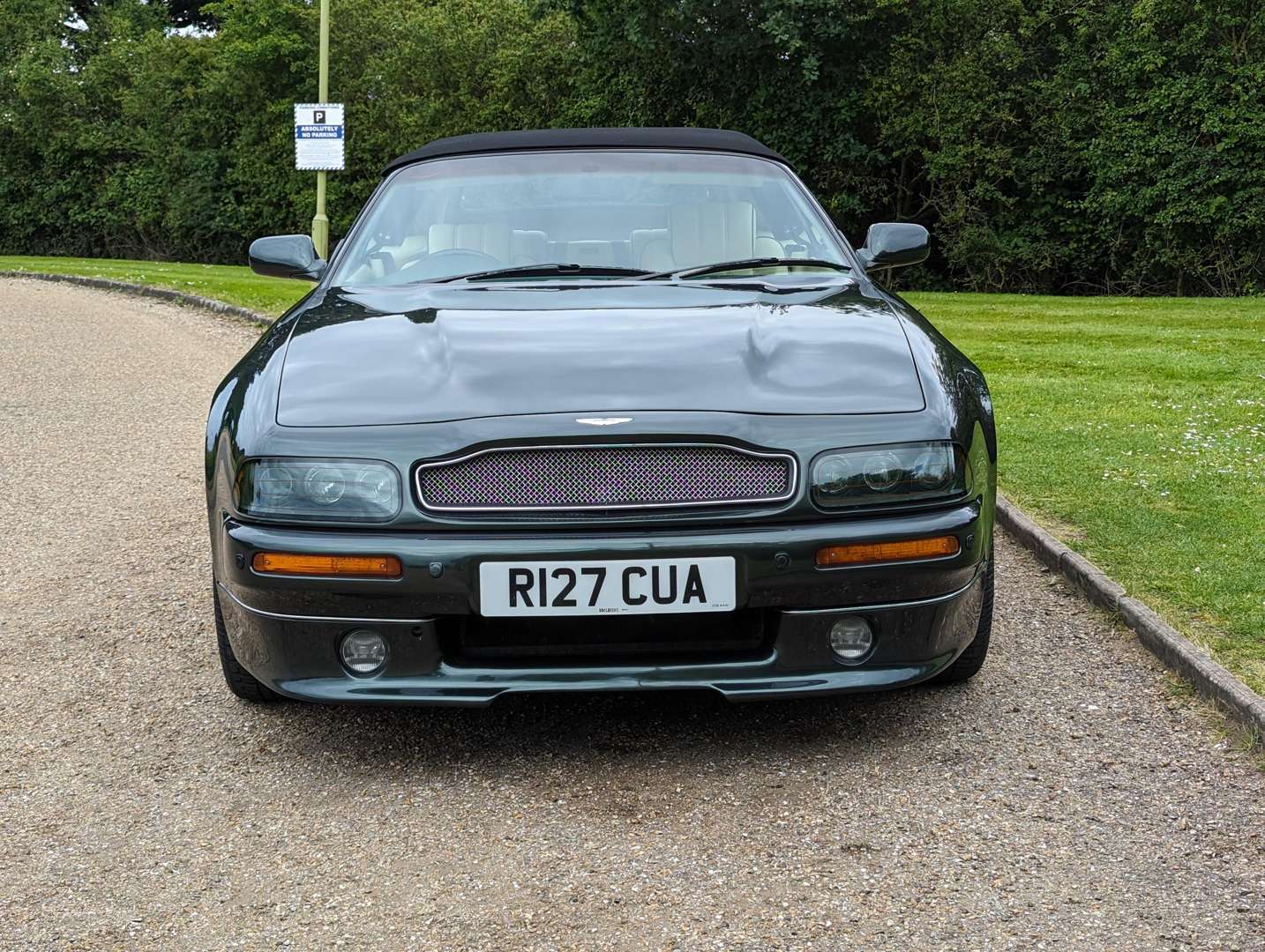 <p>1998 ASTON MARTIN V8 VOLANTE LWB</p>