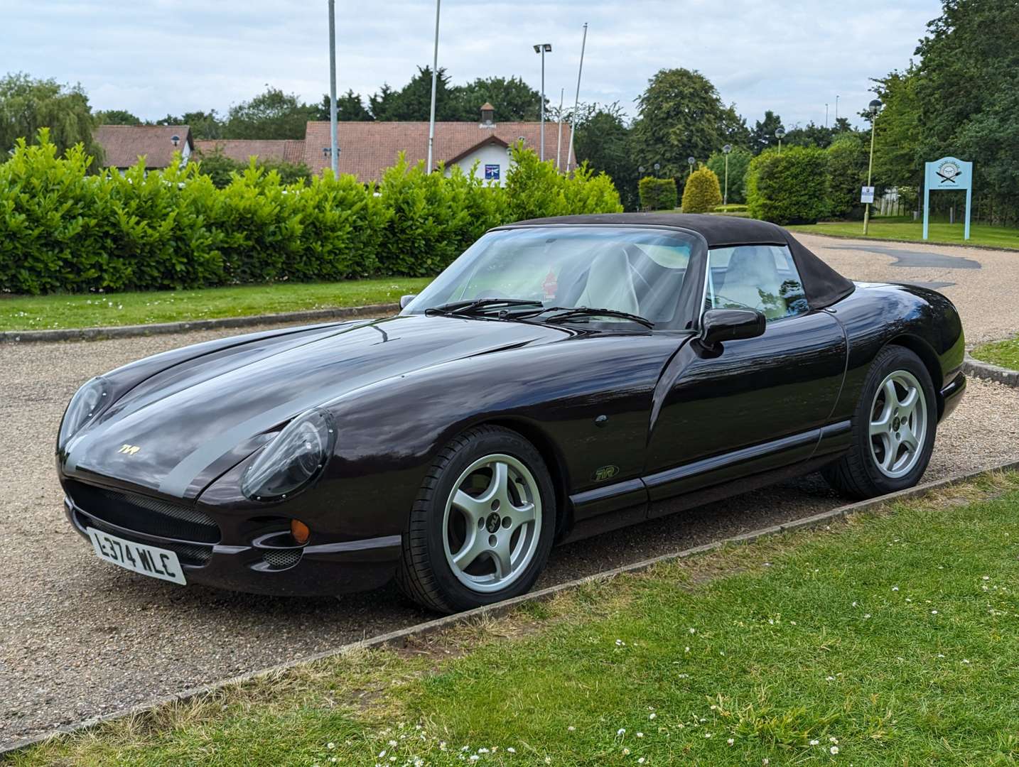 <p>1994 TVR CHIMAERA 4.0&nbsp;</p>