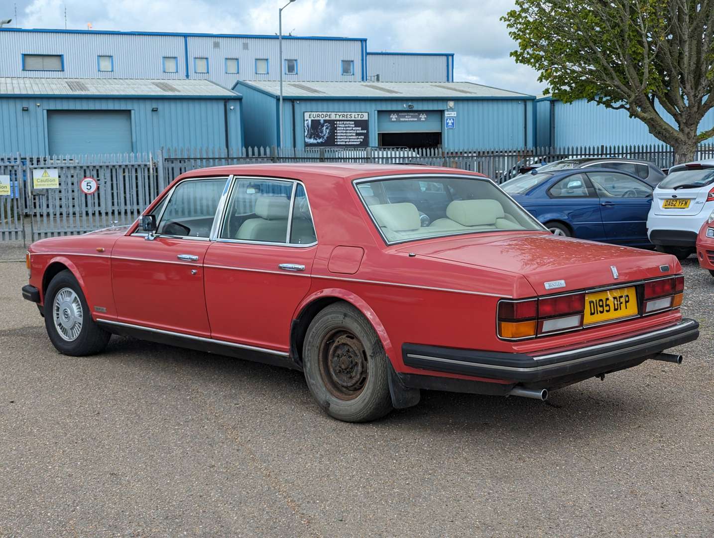 <p>1986 BENTLEY EIGHT&nbsp;</p>