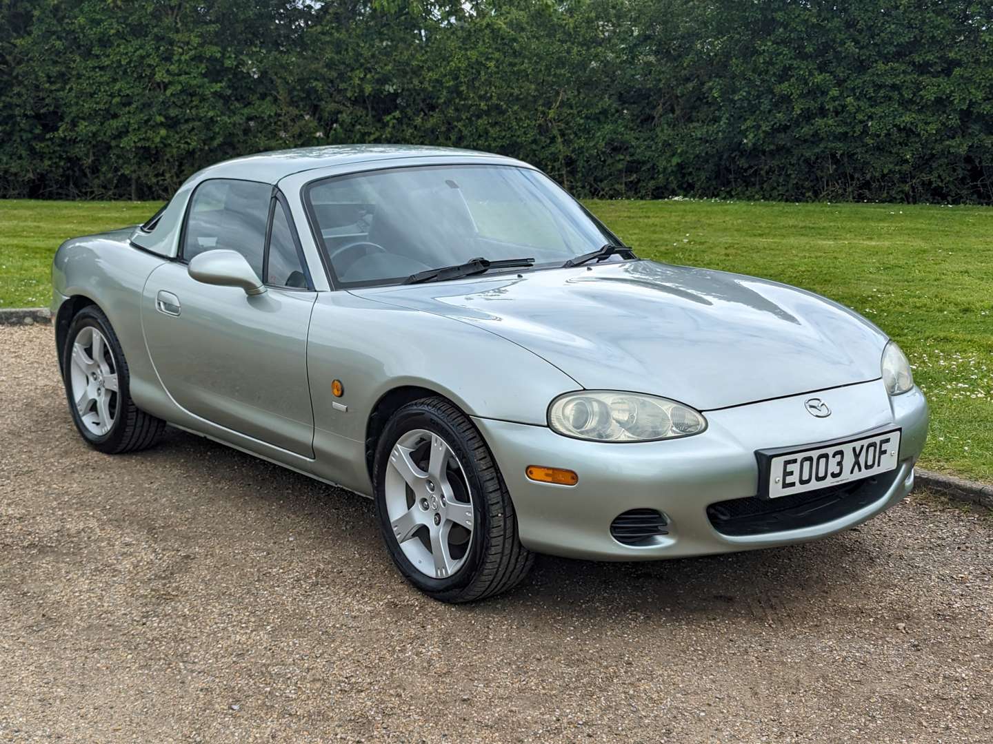 <p>2003 MAZDA MX-5 NEVADA</p>