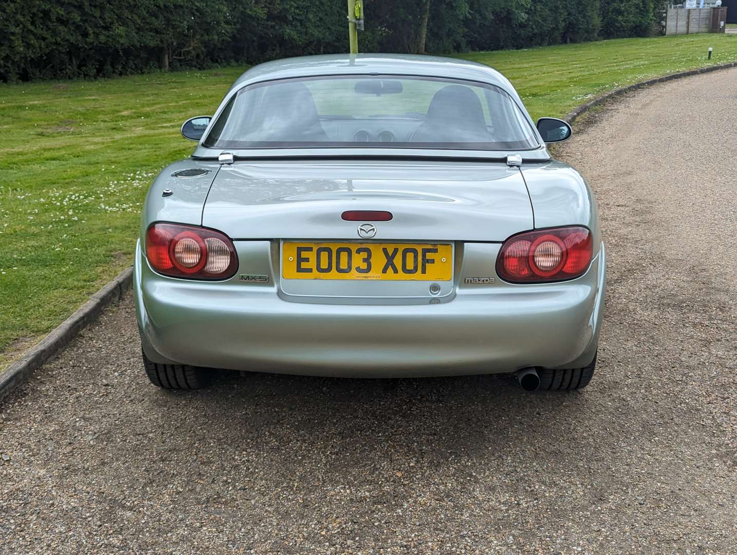 <p>2003 MAZDA MX-5 NEVADA</p>