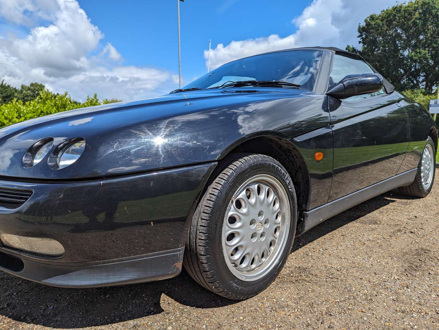 <p>1998 ALFA ROMEO SPIDER T SPARK 16 V</p>