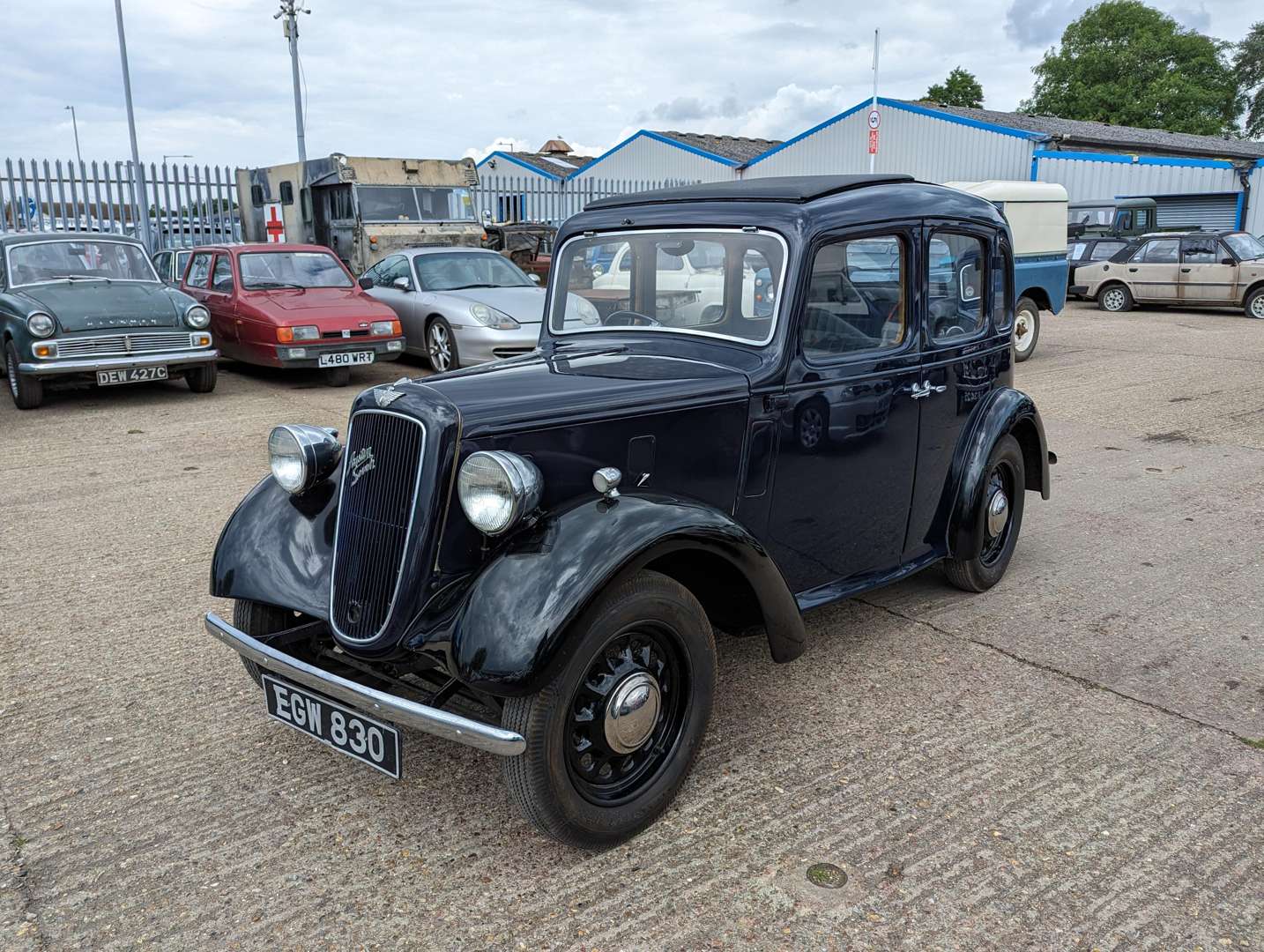 <p>1937 AUSTIN BIG SEVEN</p>