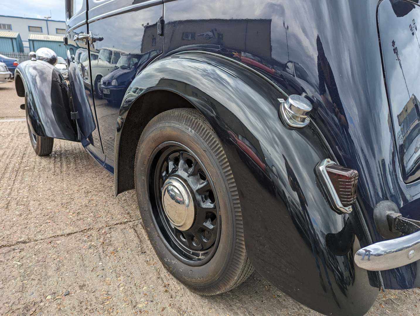 <p>1937 AUSTIN BIG SEVEN</p>