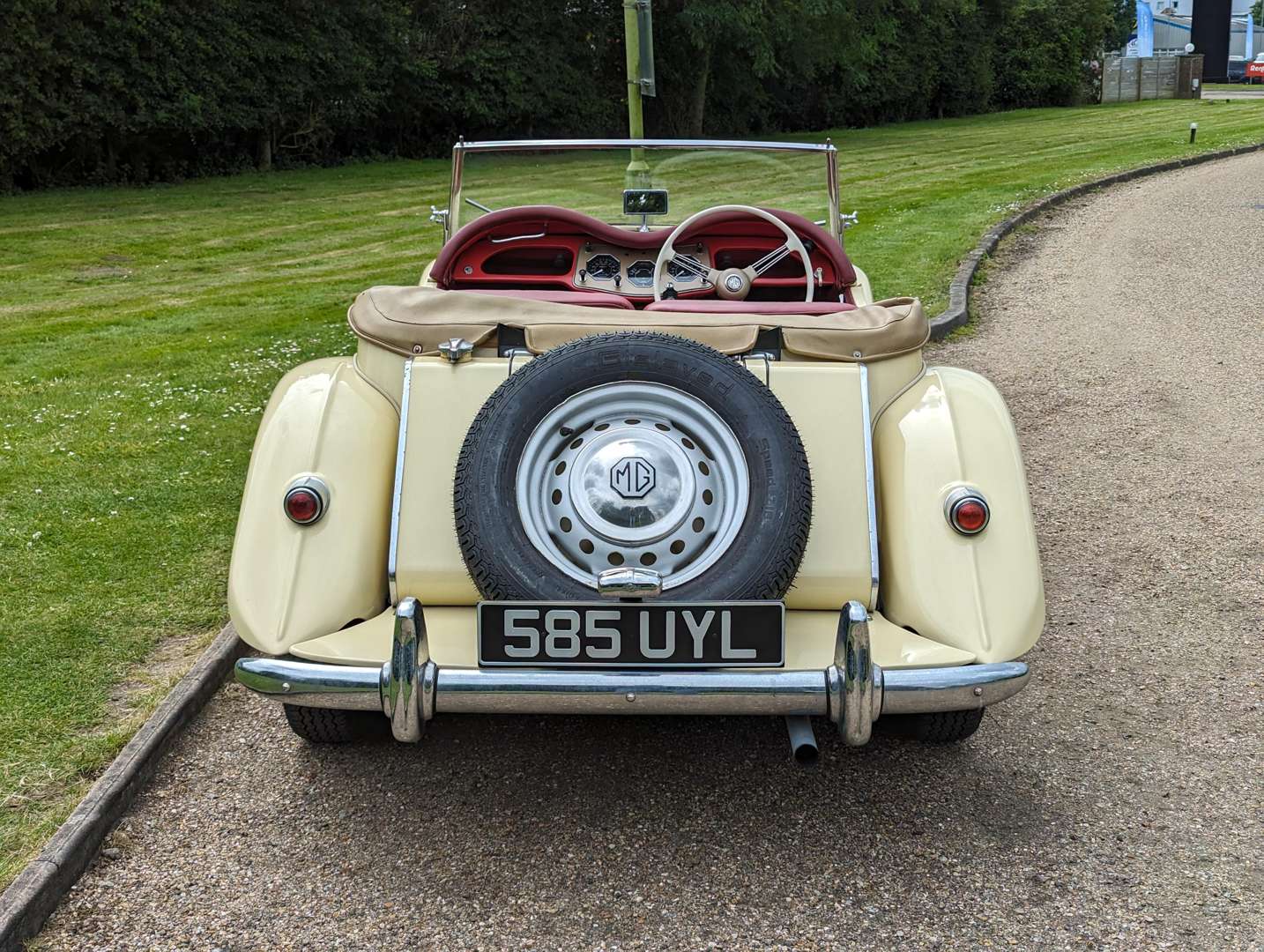 <p>1954 MG TF&nbsp;</p>