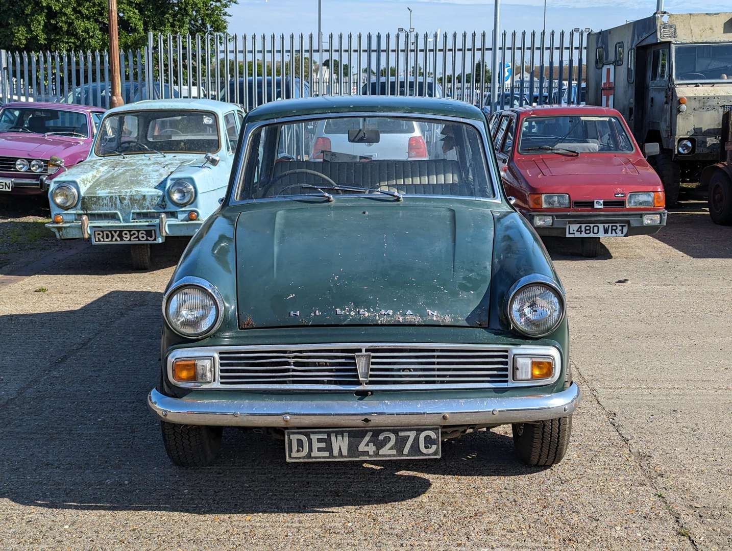 <p>1965 HILLMAN MINX</p>