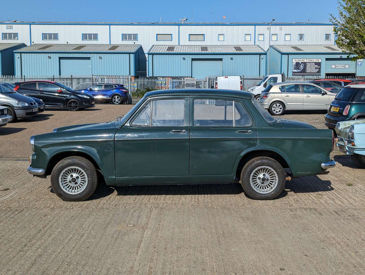 <p>1965 HILLMAN MINX</p>