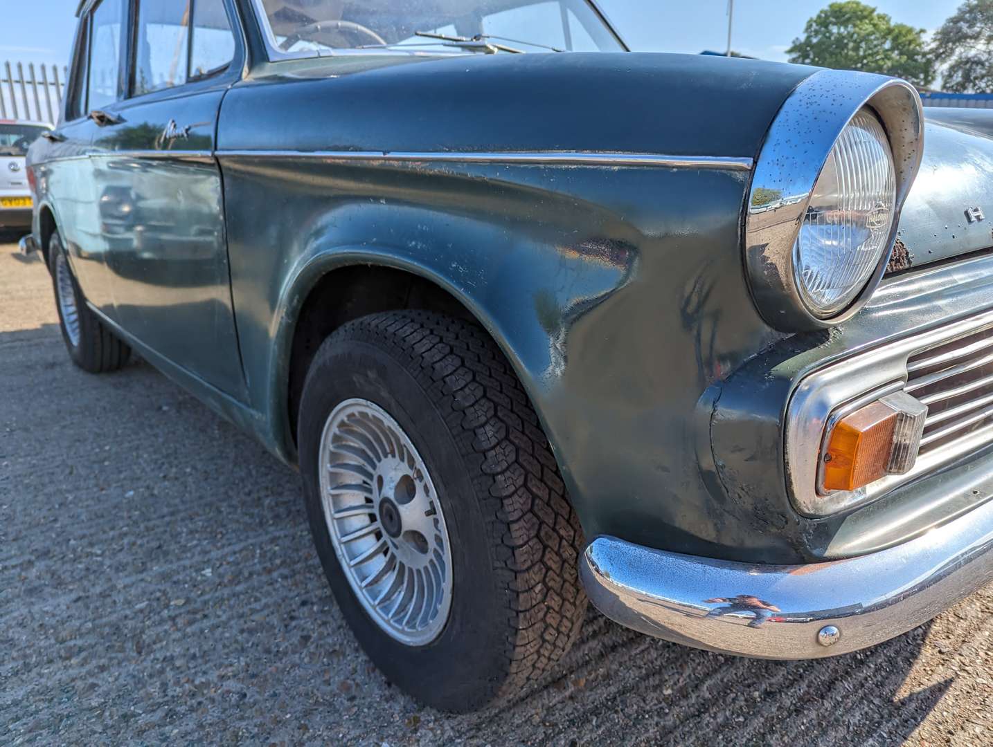 <p>1965 HILLMAN MINX</p>