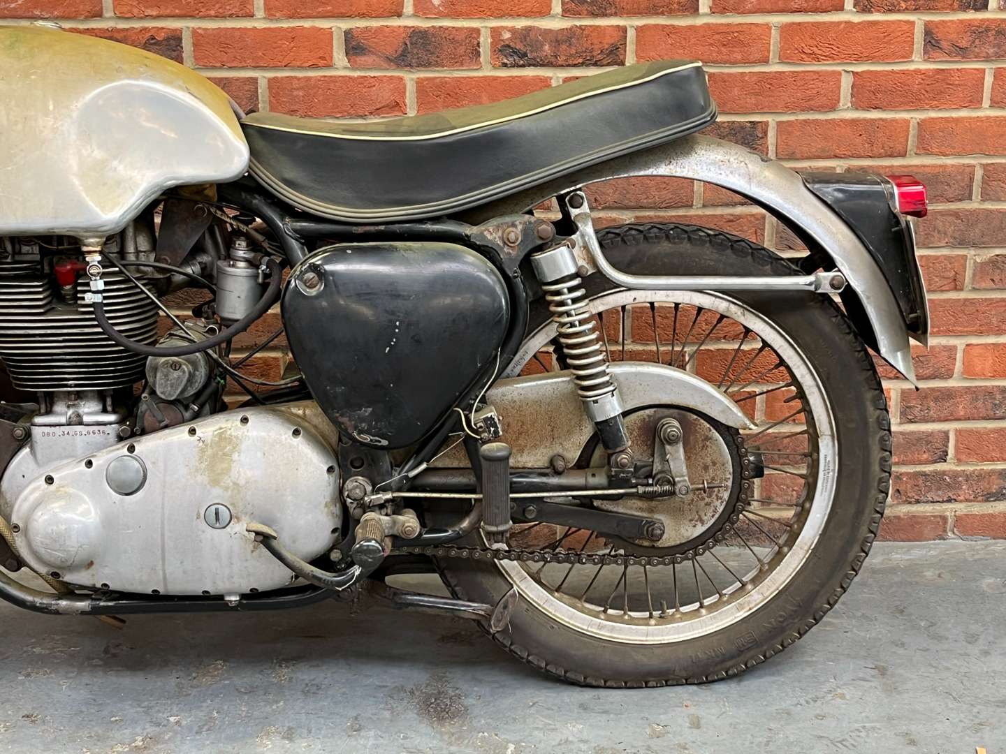 <p>1962 BSA GOLD STAR 500CC</p>