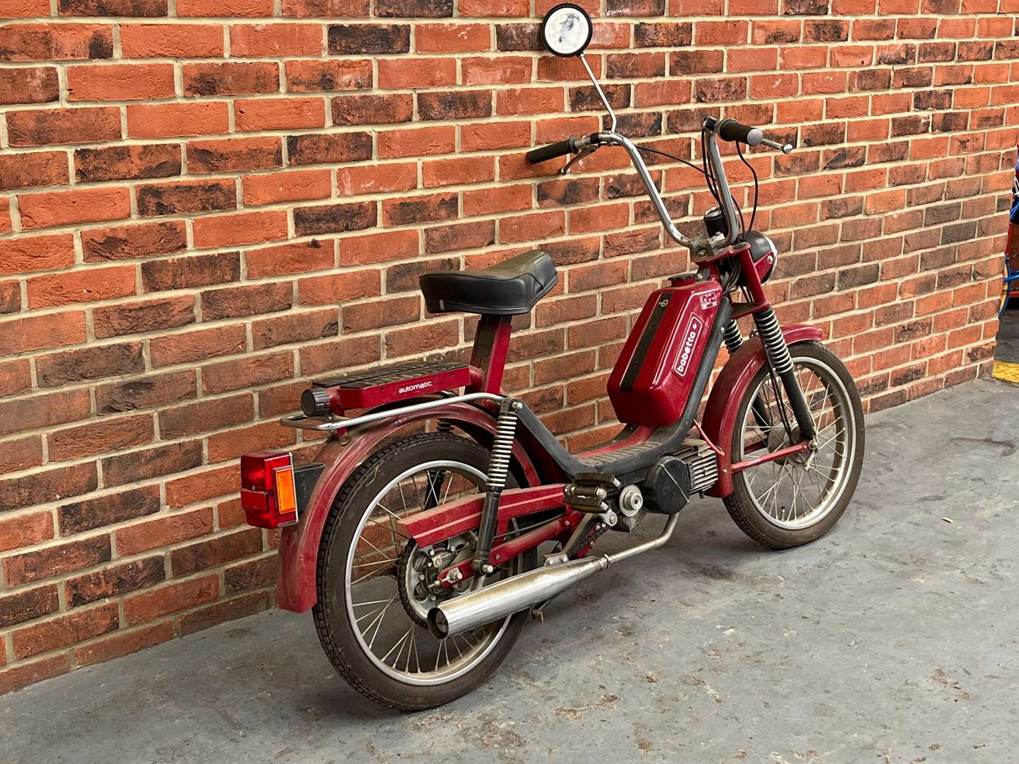 <p>1992 JAWA ECONOMY 50CC</p>