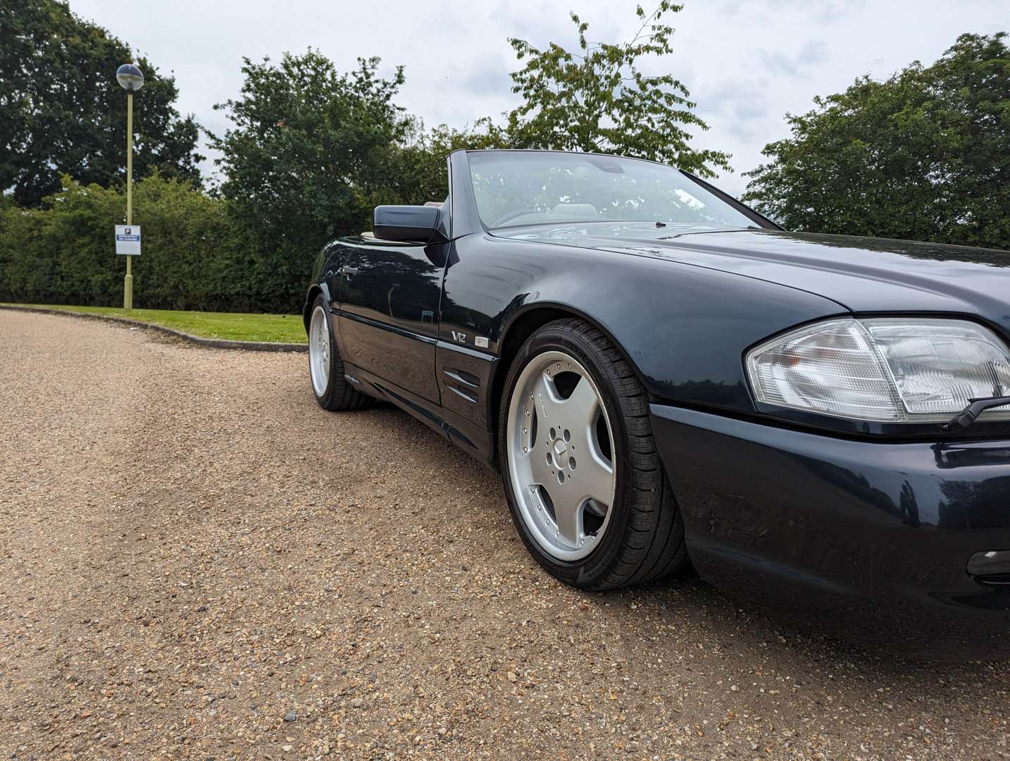 <p>1996 MERCEDES SL 600 AUTO</p>