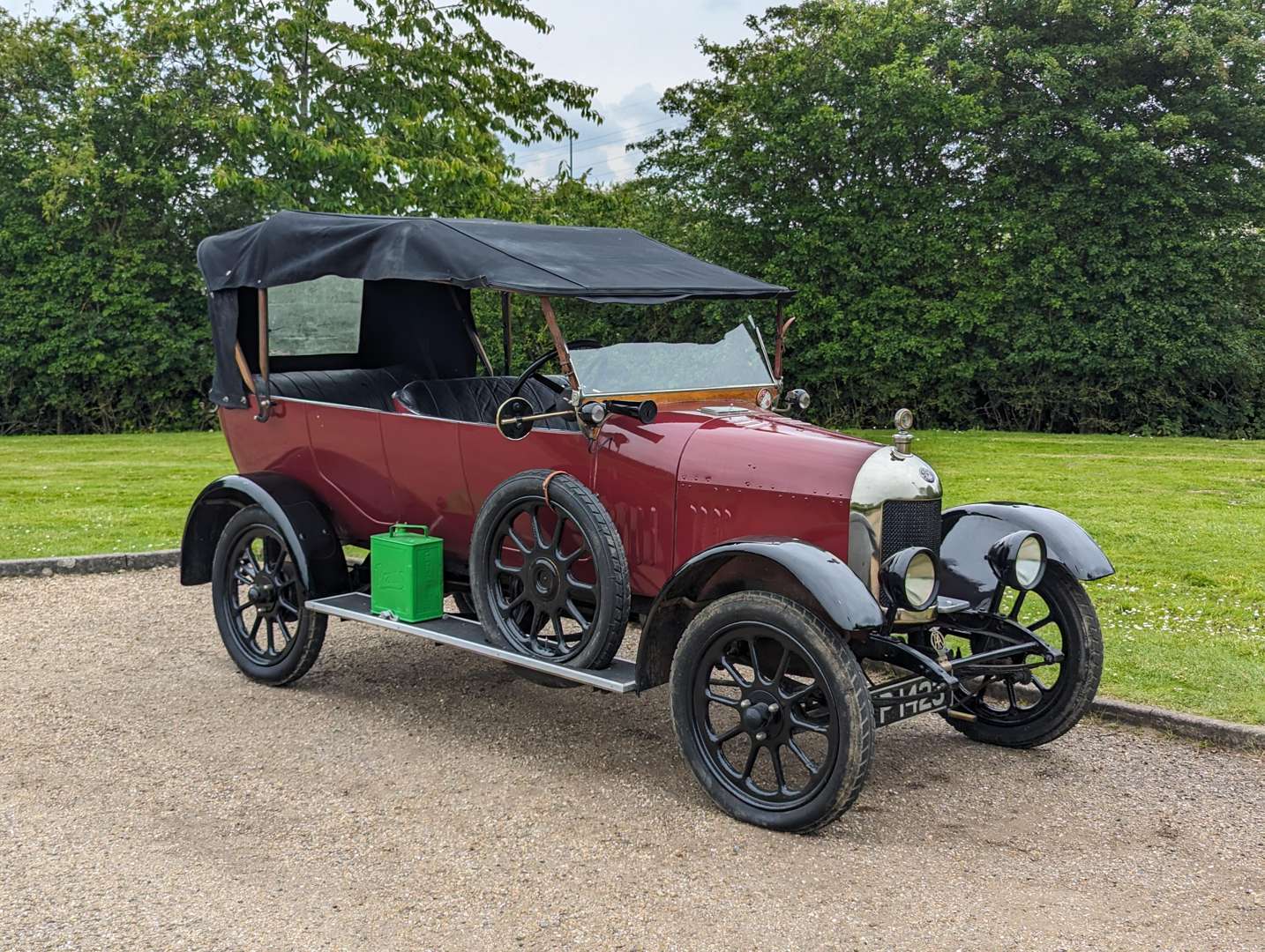 <p>1924 MORRIS COWLEY TOURER&nbsp;</p>