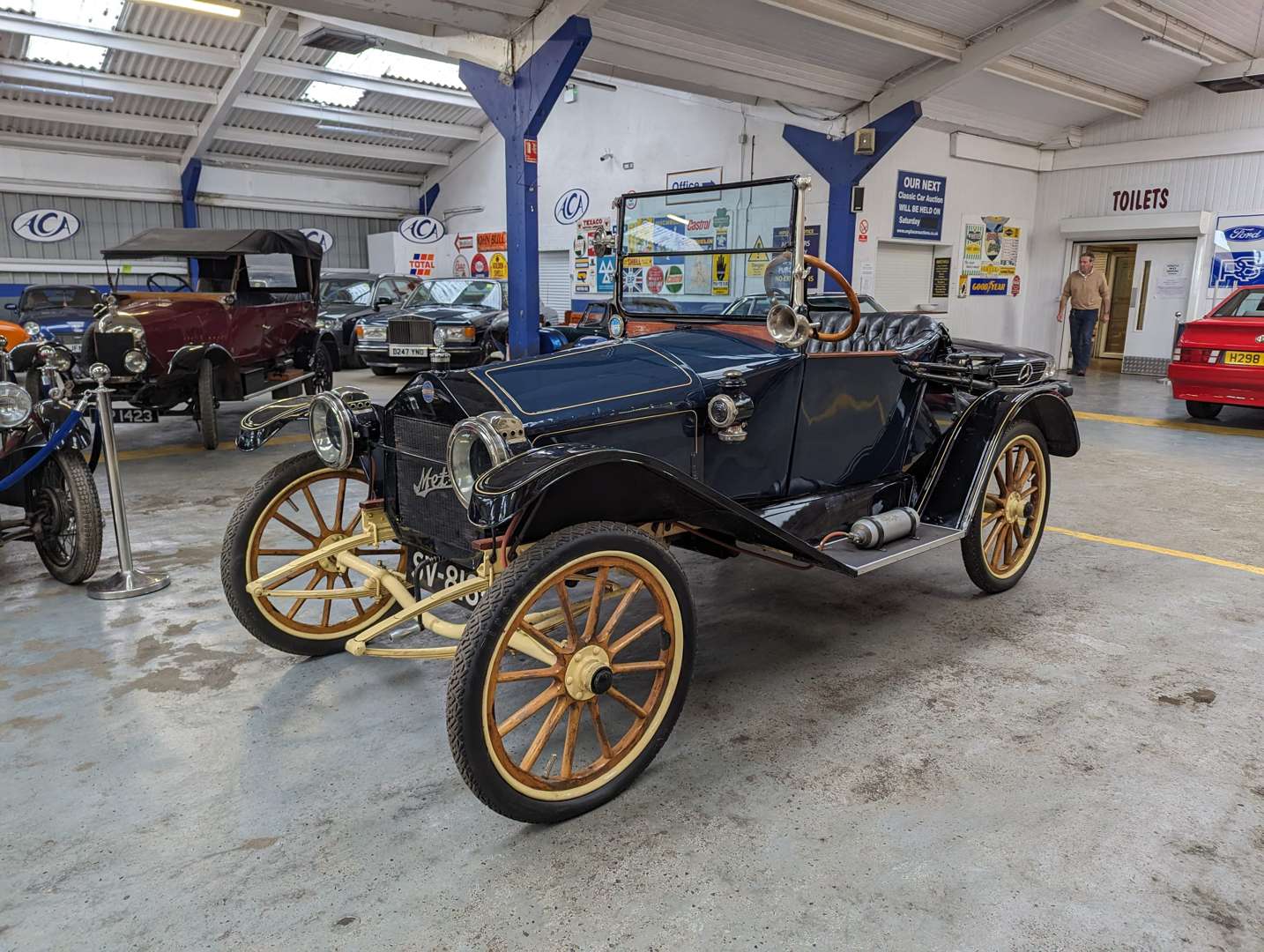 <p>1914 METZ ROADSTER 22</p>