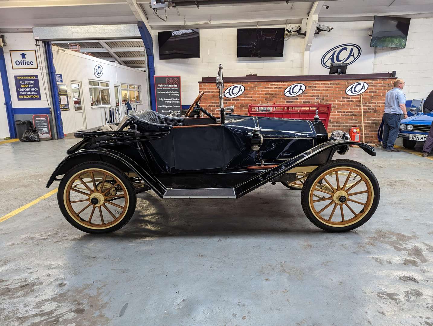 <p>1914 METZ ROADSTER 22</p>