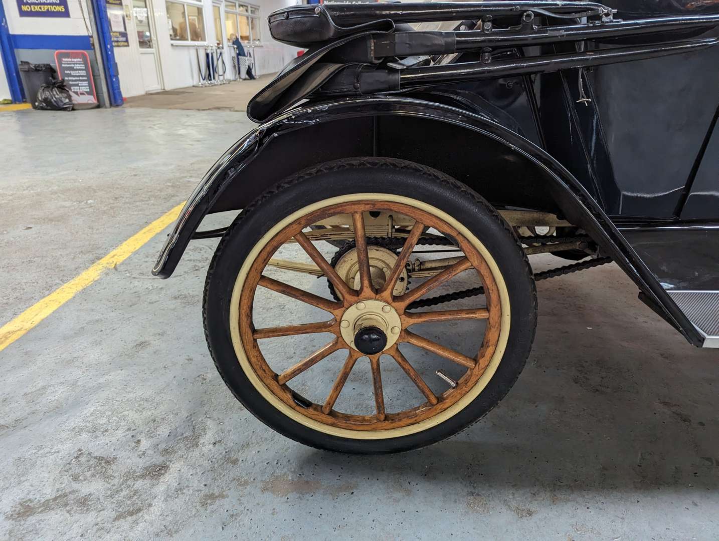 <p>1914 METZ ROADSTER 22</p>