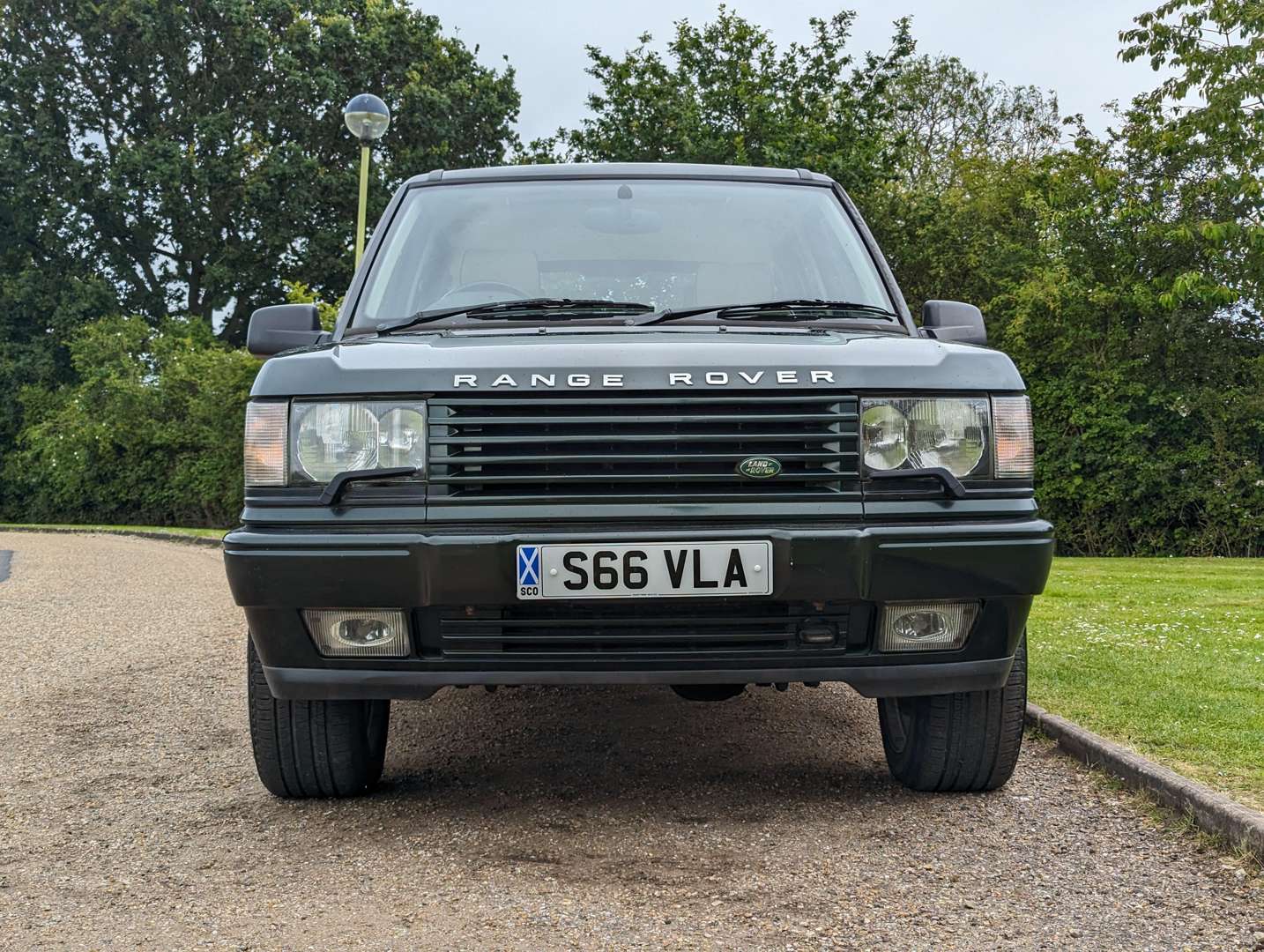 <p>1998 RANGE ROVER 4.6 HSE AUTO</p>