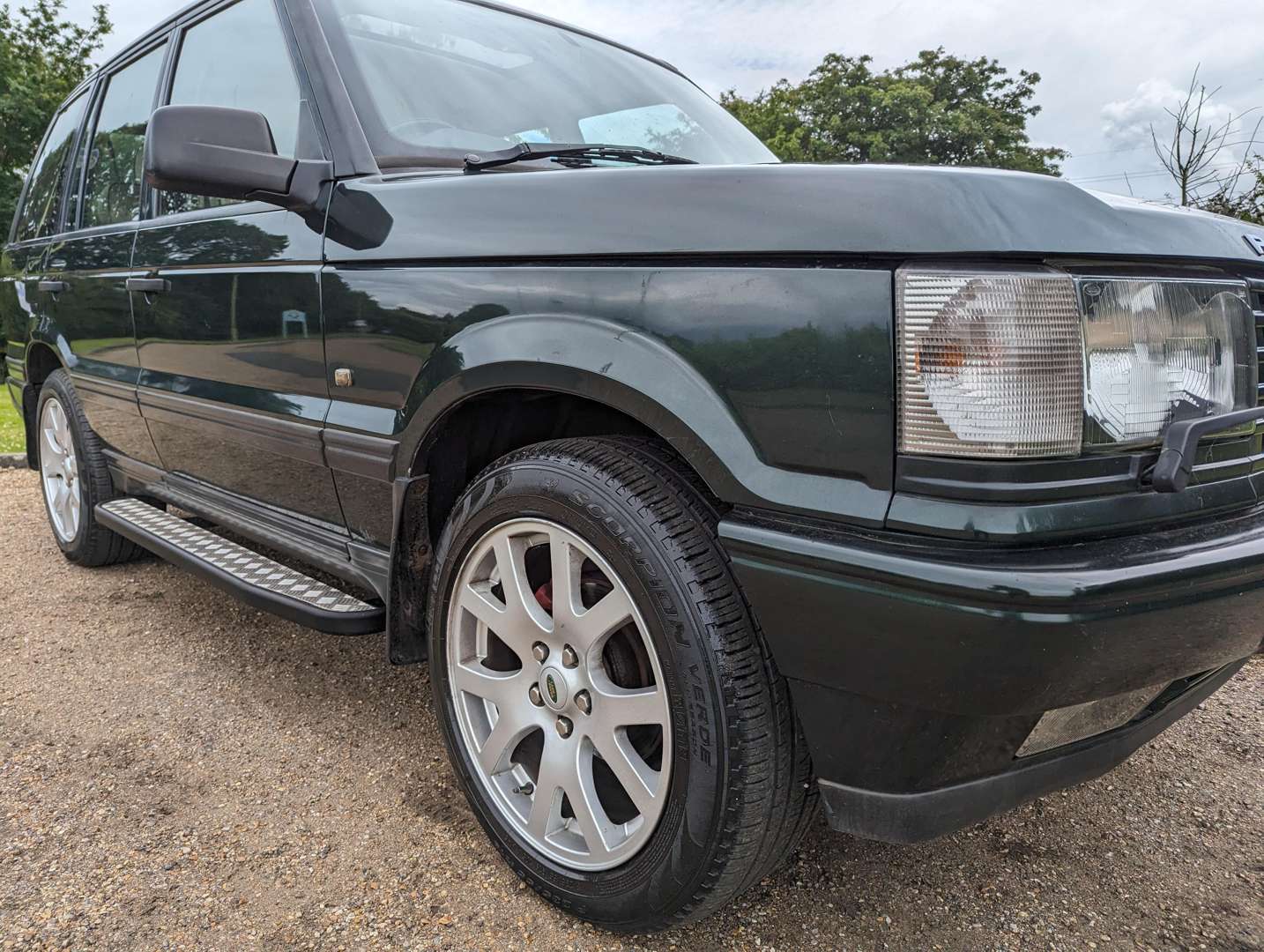 <p>1998 RANGE ROVER 4.6 HSE AUTO</p>