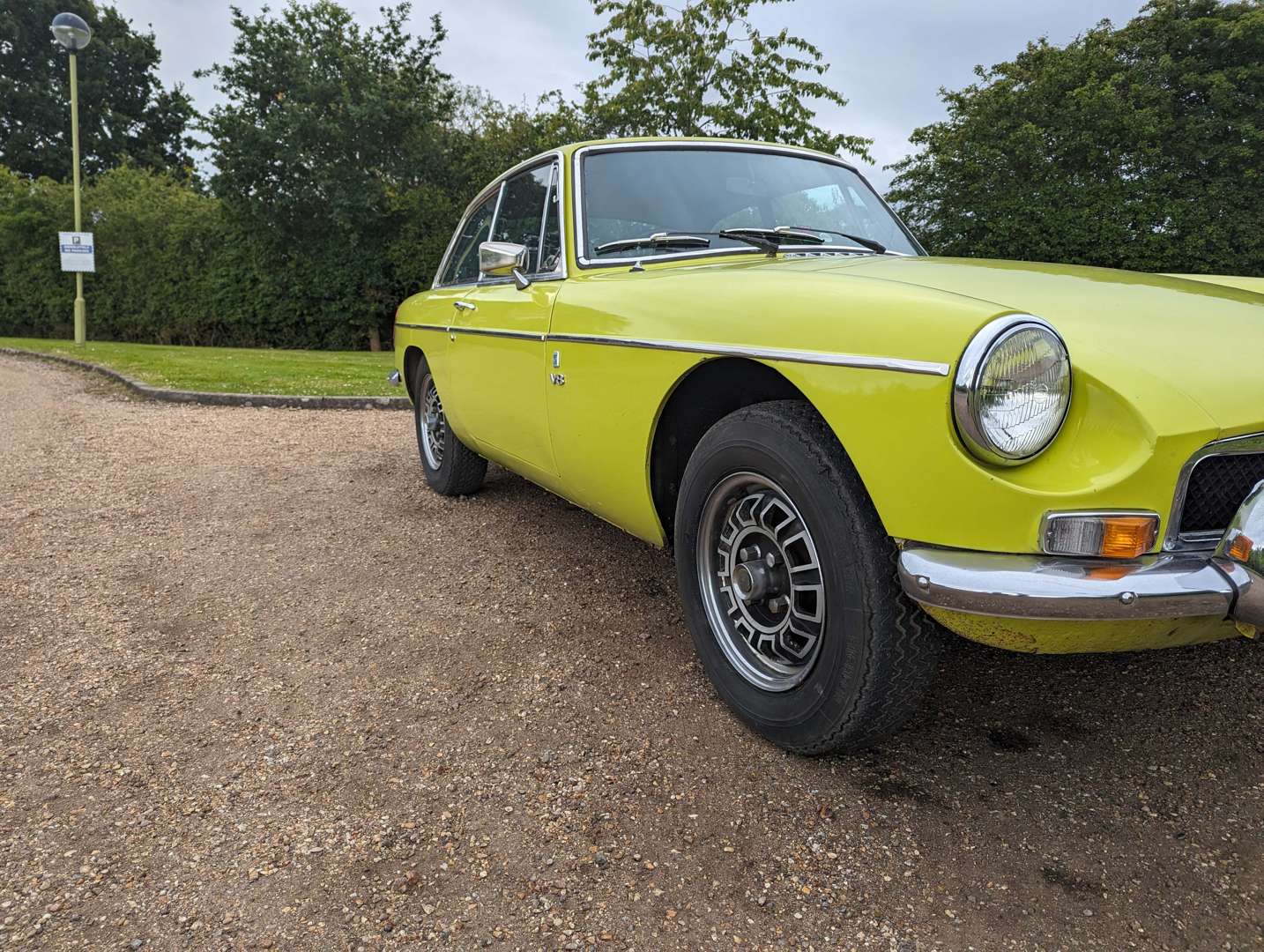 <p>1974 MG B GT V8</p>