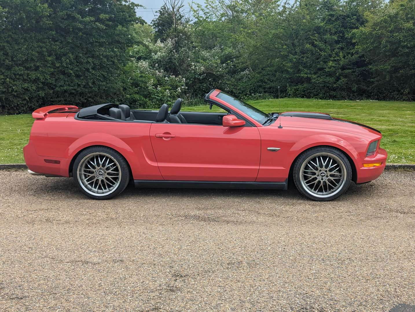 <p>2005 FORD MUSTANG 4.0 MANUAL CONVERTIBLE LHD</p>