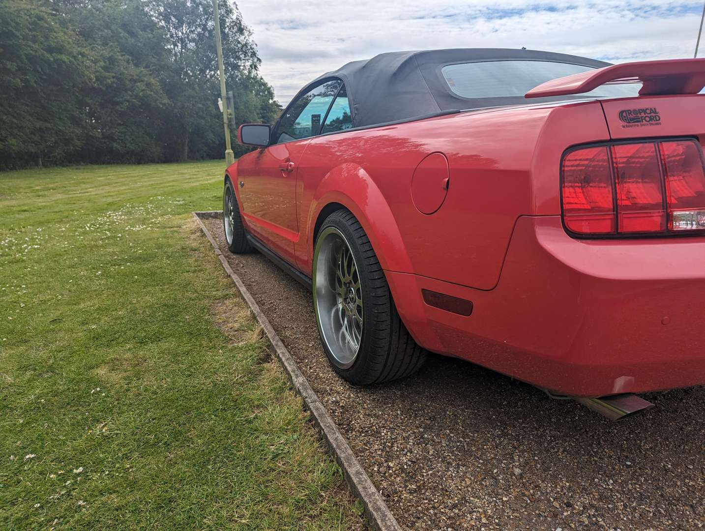 <p>2005 FORD MUSTANG 4.0 MANUAL CONVERTIBLE LHD</p>