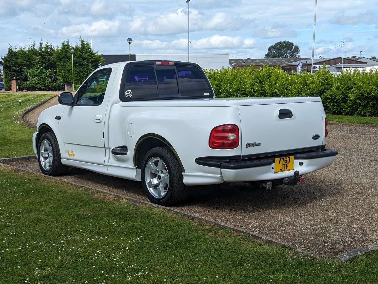 <p>1999 FORD F150 5.4 SUPERCHARGED LHD&nbsp;</p>