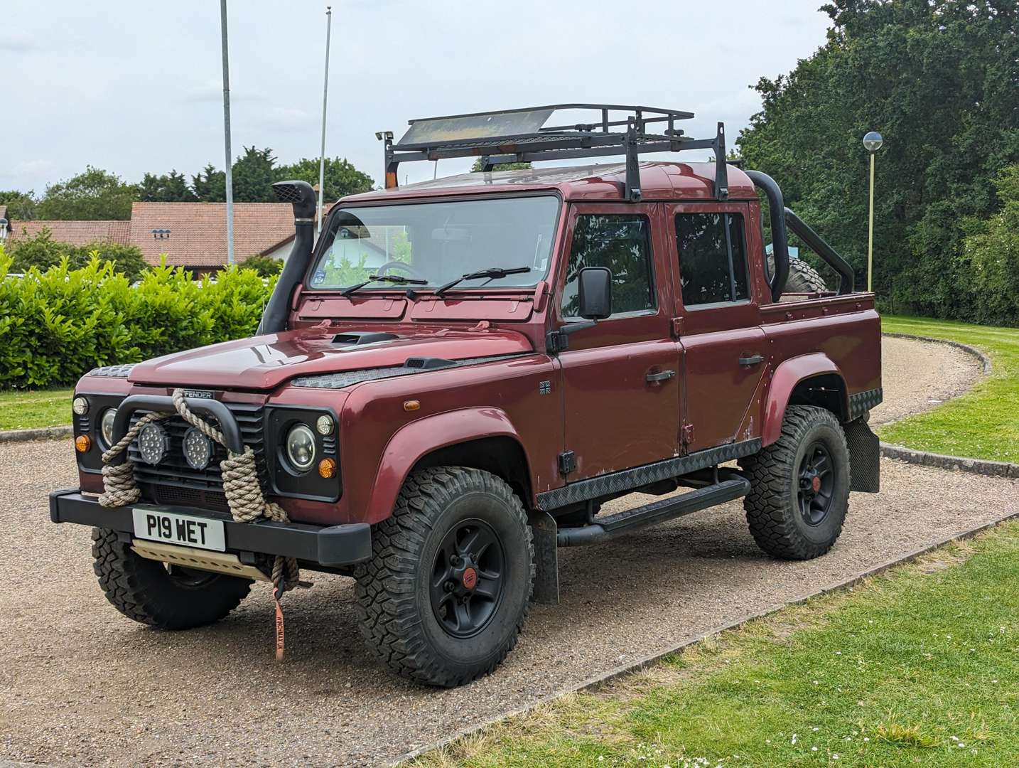 <p>2001 LAND ROVER DEFENDER 110 COUNTY TD5</p>