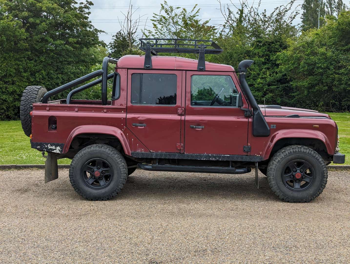 <p>2001 LAND ROVER DEFENDER 110 COUNTY TD5</p>