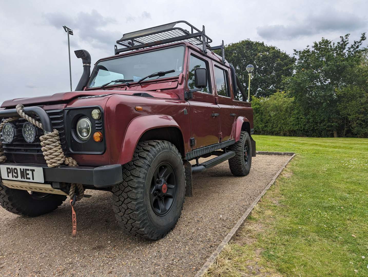 <p>2001 LAND ROVER DEFENDER 110 COUNTY TD5</p>