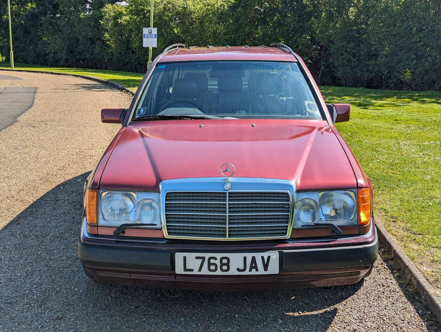 <p>1993 MERCEDES W124 320 TE ESTATE AUTO</p>