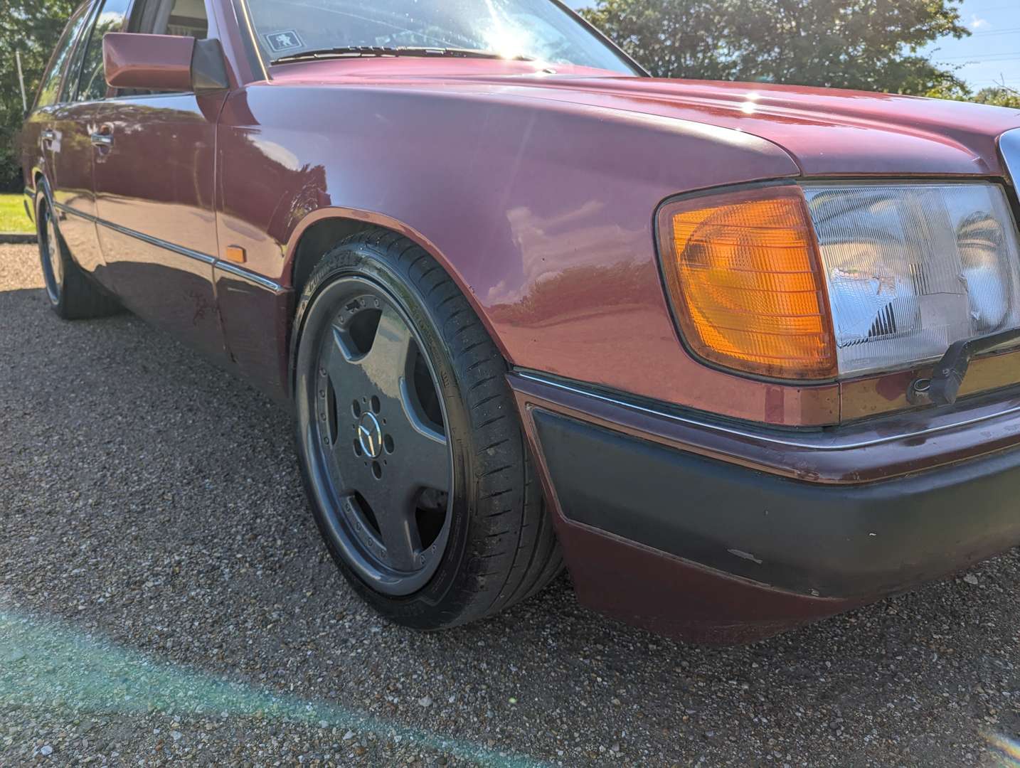 <p>1993 MERCEDES W124 320 TE ESTATE AUTO</p>