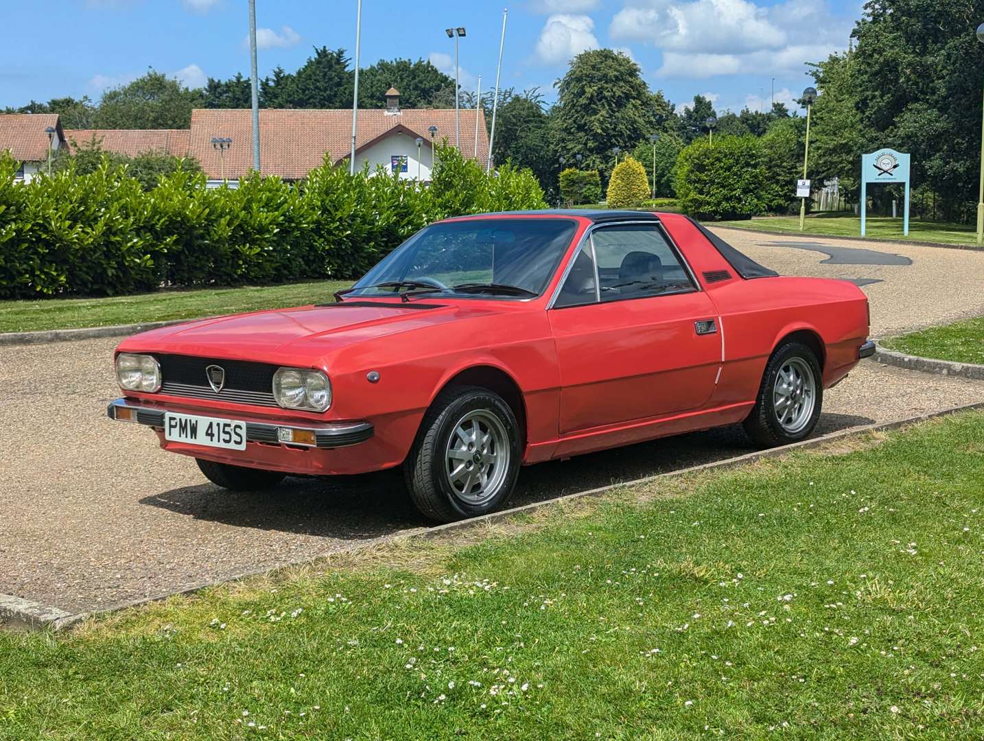 <p>1977 LANCIA BETA SPYDER 2000</p>