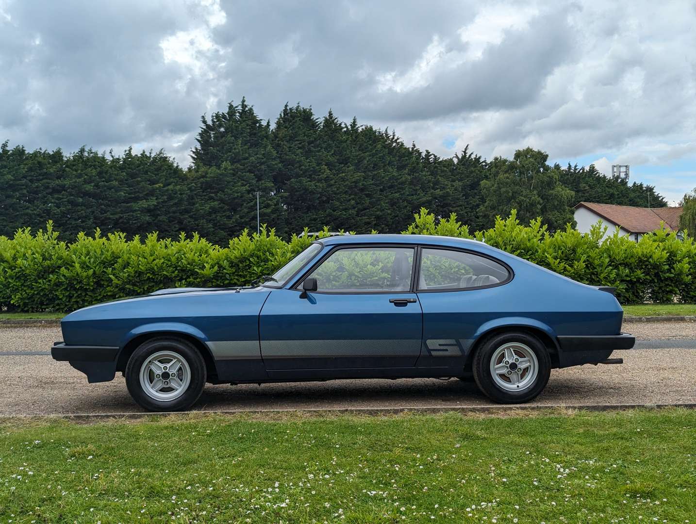 <p>1980 FORD CAPRI 3.0S 42,000 MILES</p>