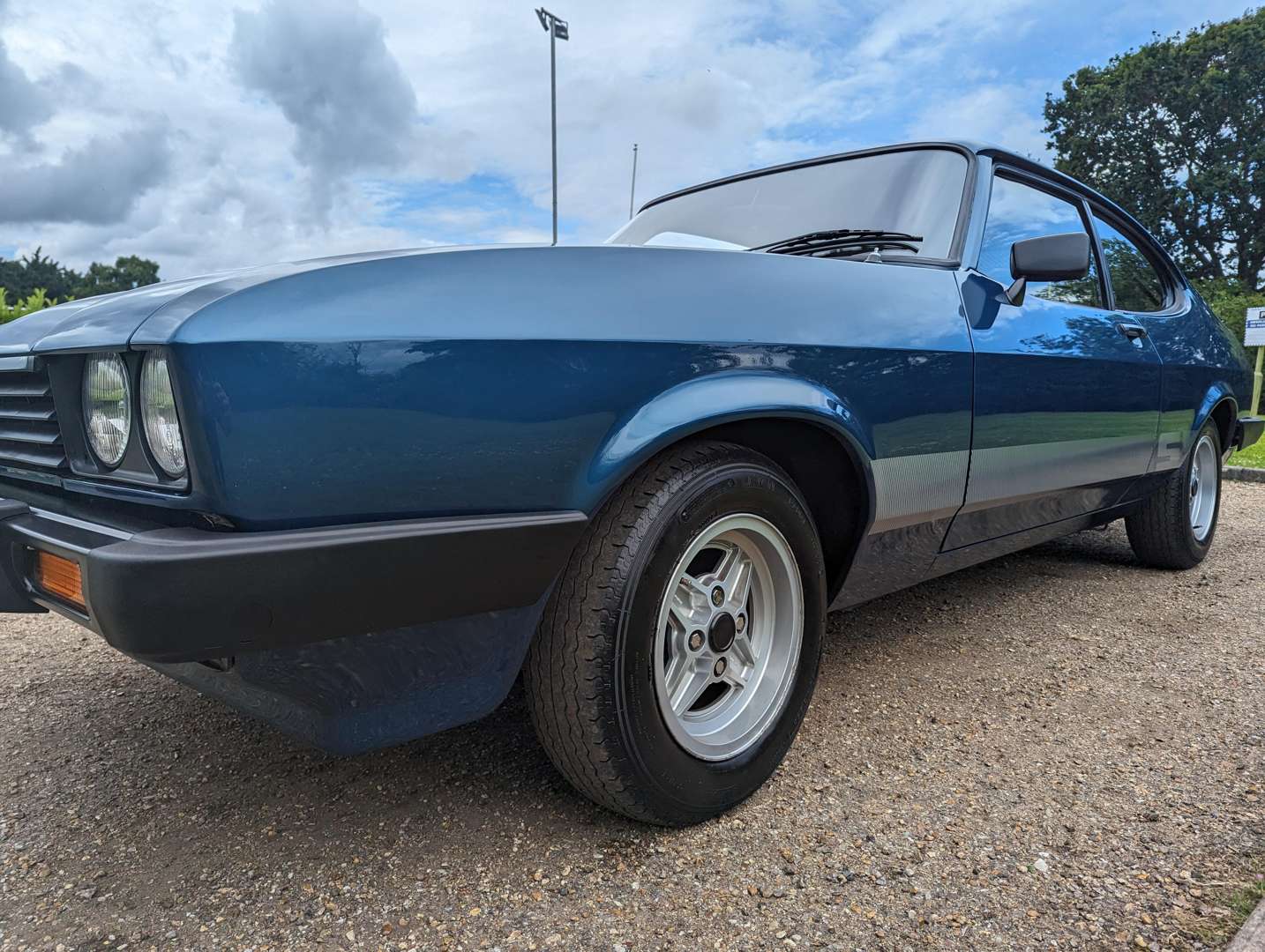 <p>1980 FORD CAPRI 3.0S 42,000 MILES</p>