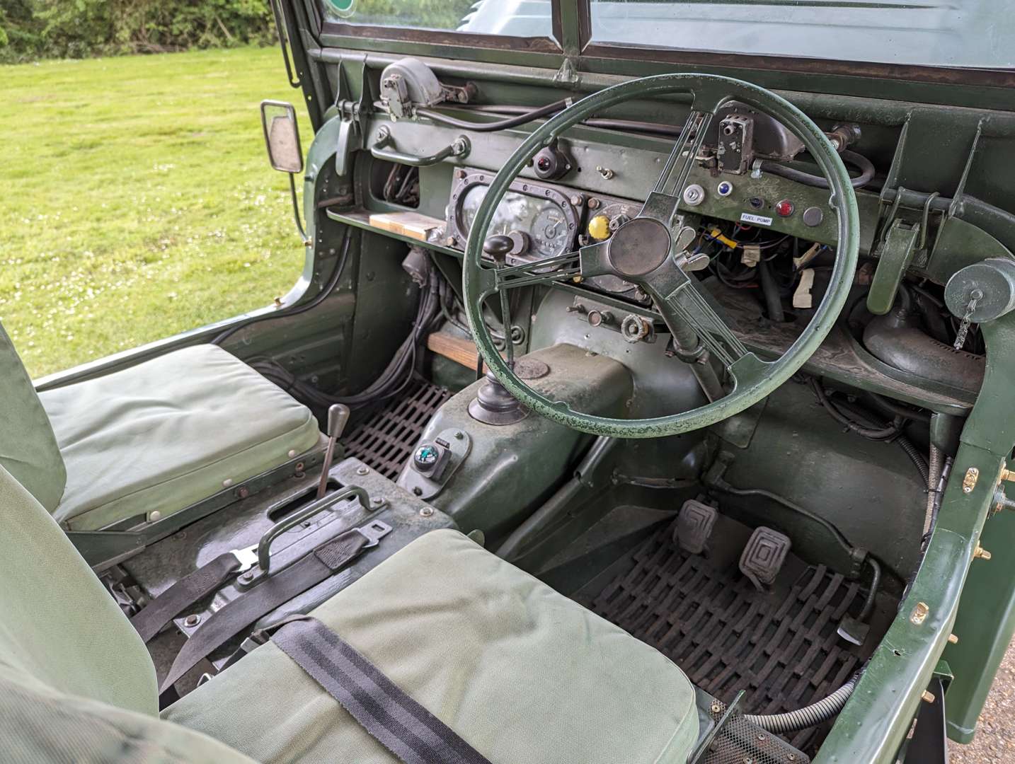 <p>1955 AUSTIN CHAMP</p>